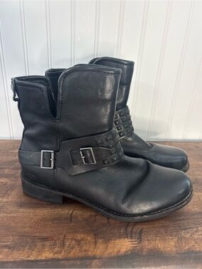 UGG Australia Cybele Black Leather Studded Moto Biker Ankle Boots Womens Size 10